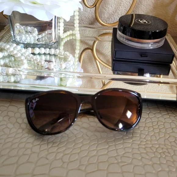 Ray-Ban 4167 EMMA Sunglasses - Picture 6 of 7